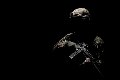 soldier military machine gun war silhouette black 6720x4480 6596